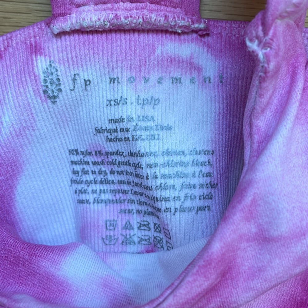 Free people movement set sports bra and leggings - Picture 3 of 8
